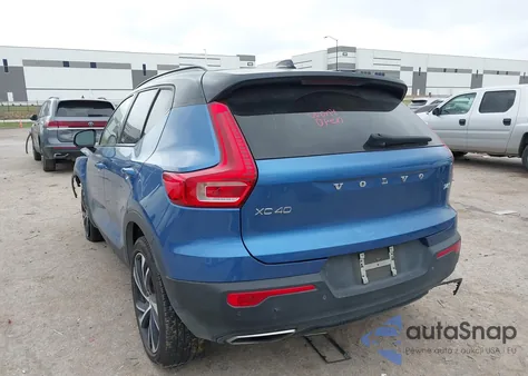2020 Volvo Xc40 T4 R-Design из США, поврежденный, VIN YV4AC2HM7L2324423